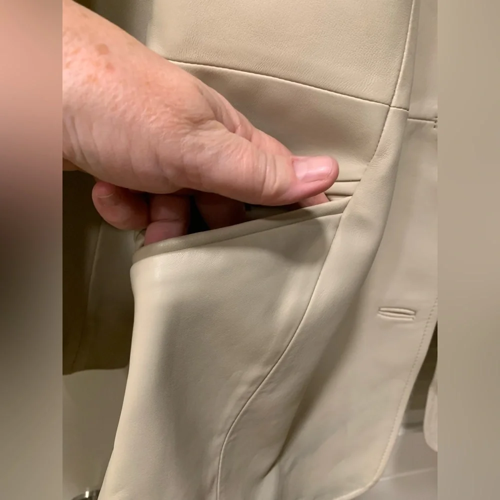 Nordstrom Womens Lamb Skin Leather Cream Everyday Blazer 🌴 - Picture 3 of 16